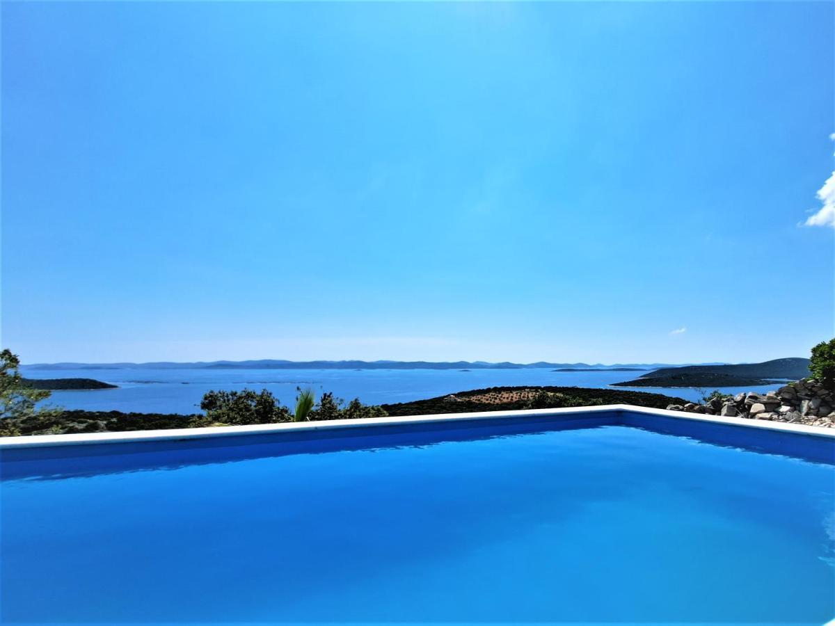 Villa Robinson Tkon Eksteriør billede